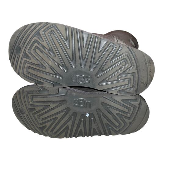 UGG SHORT BAILEY BOW GREY GRAY SUEDE SHEEPSKIN FUR BOOTS SIZE US 3 YOUTH - Picture 7 of 9